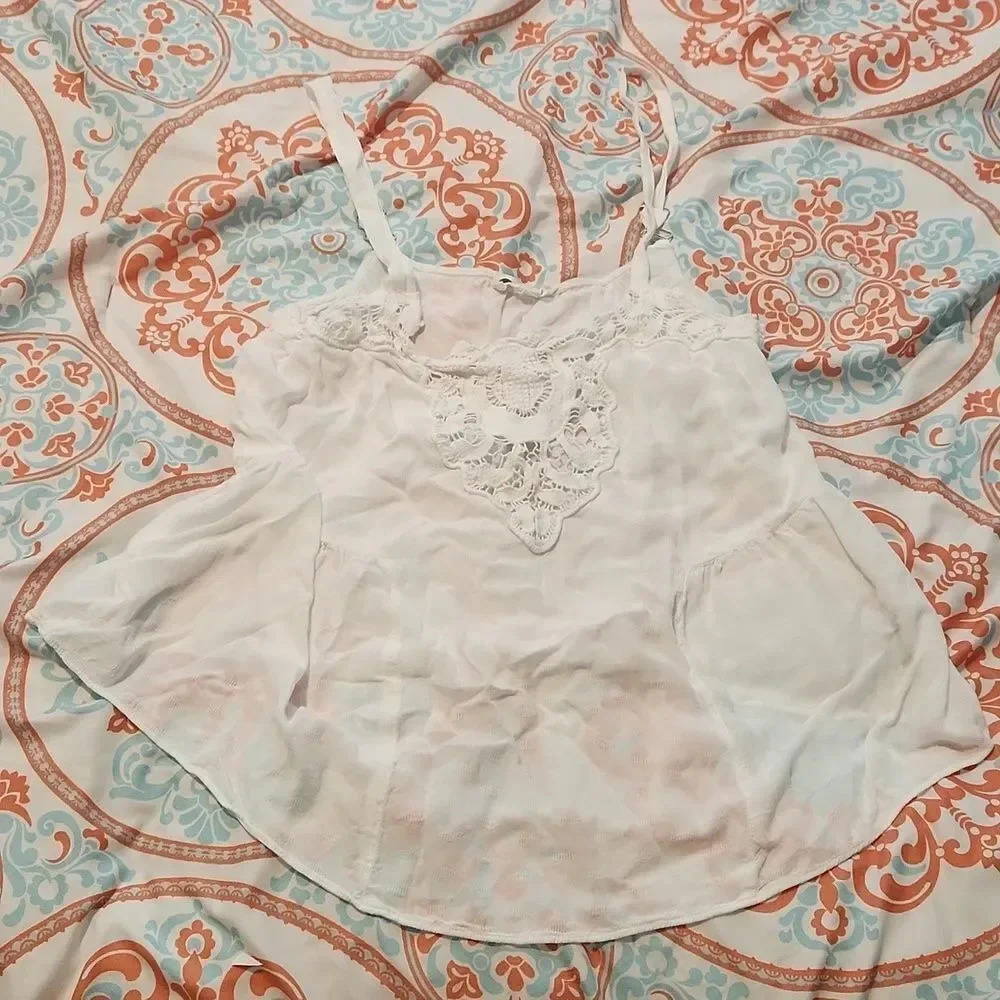 Floreat Loved by Anthropologie Flowy Crop Crochet Tank Top NWOT